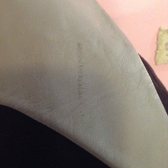 Vintage 1940s or 1950s Suede Princess Coat with Leather Collar and Cuffs - Picture 5 of 9